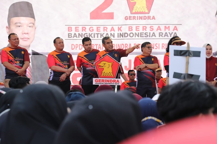 DPD Partai Gerindra Riau menggelar acara jalan sehat dan pesta rakyat dalam rangka memperingati HUT ke-15 Partai Gerindra di Kota Pekanbaru. (Dok. Tim Media Gerindra) 