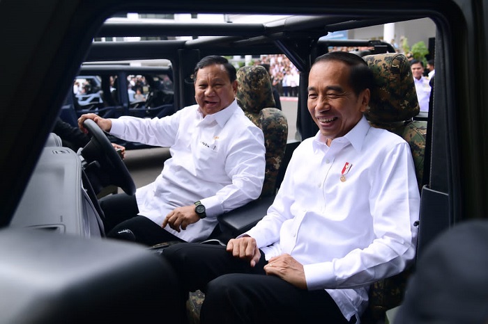 Presiden Joko Widodo (Jokowi) bersama Menteri Pertahanan Prabowo Subianto. (Dok. Tim Media Prabowo Subianto)