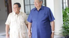 Menteri Pertahanan Prabowo Subianto bertemu dengan Presiden Indonesia ke-6 sekaligus Susilo Bambang Yudhoyono. (Dok. Tim Media Prabowo)
