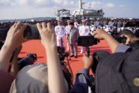 Menteri Pertahanan (Menhan) Prabowo Subianto Menghadiri Upacara penyerahan dua kapal di Dermaga Madura, Koarmada II Ujung, Surabaya, Senin, 14 Agustus 2023. (Dok. Tim Media Prabowo Subianto)

