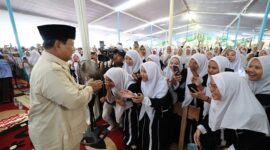 Calon presiden nomor urut 2 Prabowo Subianto hadir di Ponpes Genggong, Kabupaten Probolinggo, jawa Timur. (Dok. Tim Media Prabowo-Gibran)

